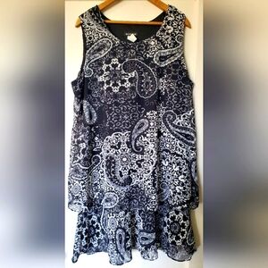 Beautiful Rodan Paisley Layered Dress🖤